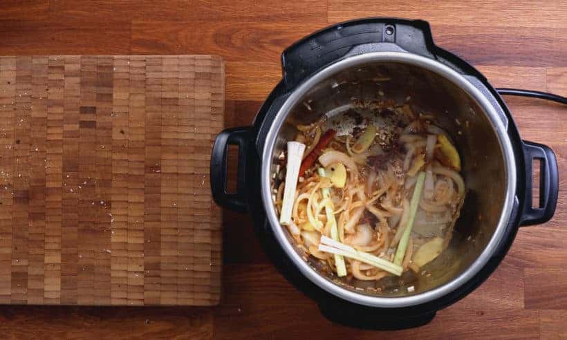 How to make Bo Kho in Instant Pot: saute aromatics, spices in Instant Pot Pressure Cooker  #AmyJacky #InstantPot #PressureCooker #beef  #asian #recipes