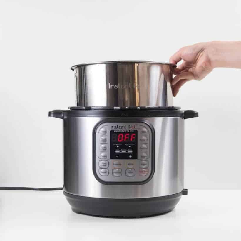 Instant Pot Setup: Unboxing Instant Pot before first use - setting up inner pot insert