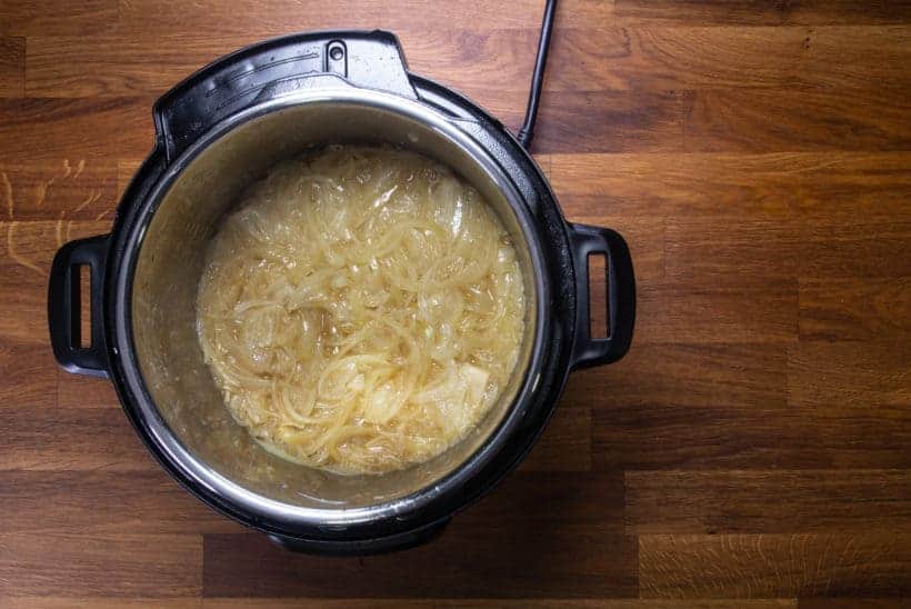Instant Pot French Onion Soup | Pressure Cooker French Onion Soup: pressure cooked onions in Instant Pot Pressure Cooker