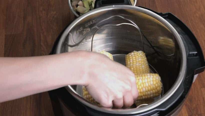 pressure cook corn on the cob