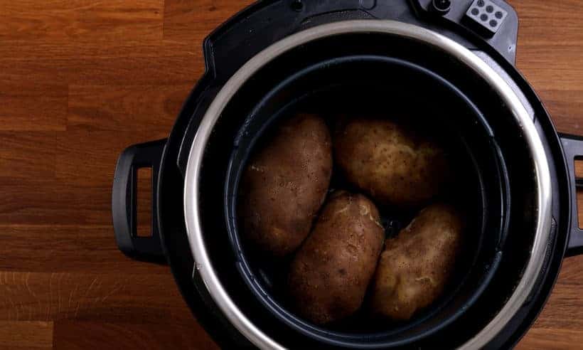 Pressure cooked potatoes in Instant Pot Duo Crisp   #AmyJacky #InstantPot #PressureCooker #AirFryer 