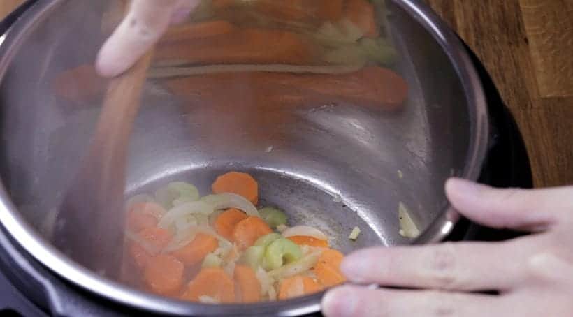 saute vegetables in instant pot electric pressure cooker