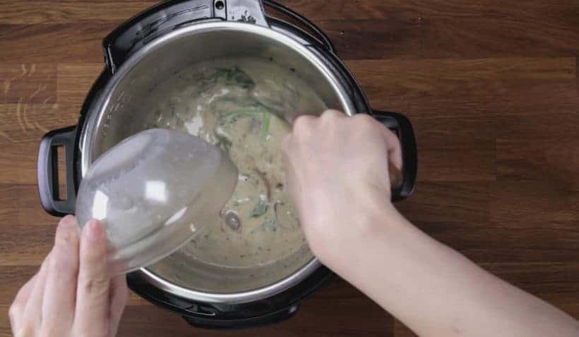 Instant Pot Tuscan Chicken Recipe (Pressure Cooker Tuscan Garlic Chicken): thicken creamy Tuscan Garlic Chicken Sauce with cornstarch